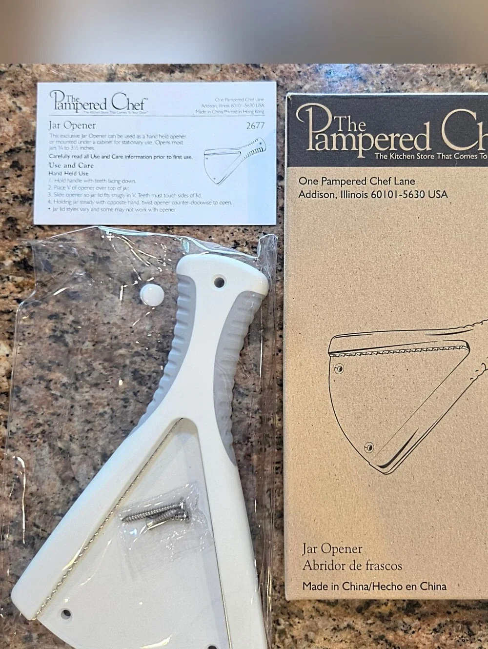 Pampered Chef Hand Held OR Mount Jar Opener 2677 with Mounting Screws NEW BOXED
